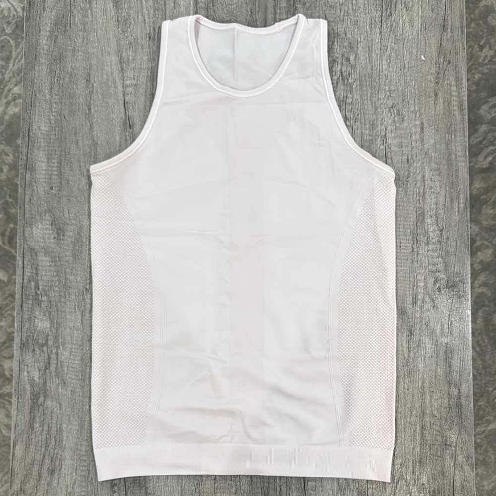 LuLuLemon light pink Sleeveless Athletic Tank Top